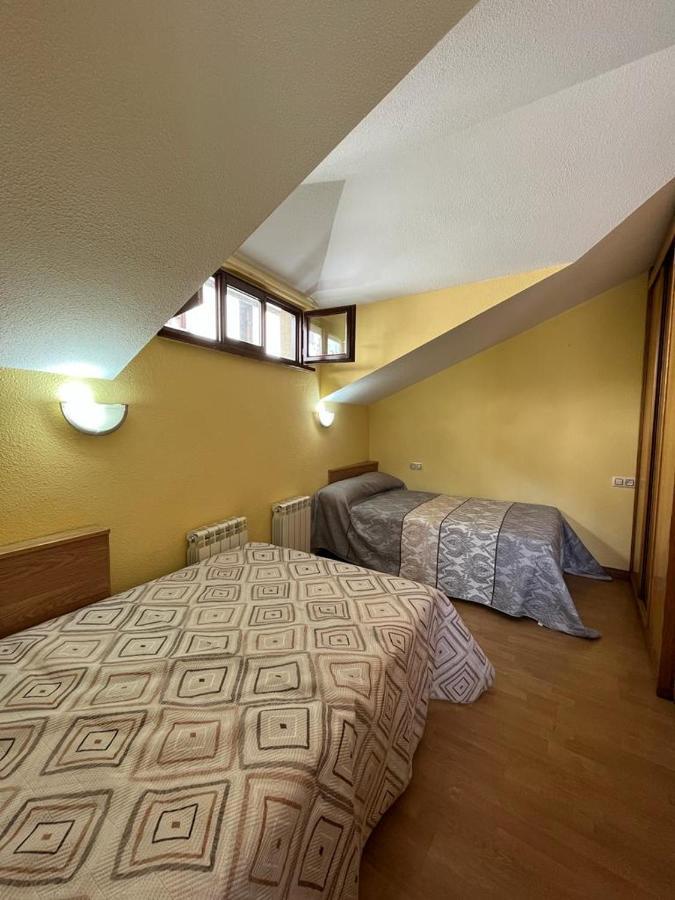 Duplex *